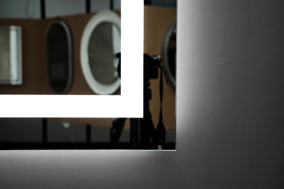 Espejo de baño LED rectangular con luz frontal Francia – imagen 3